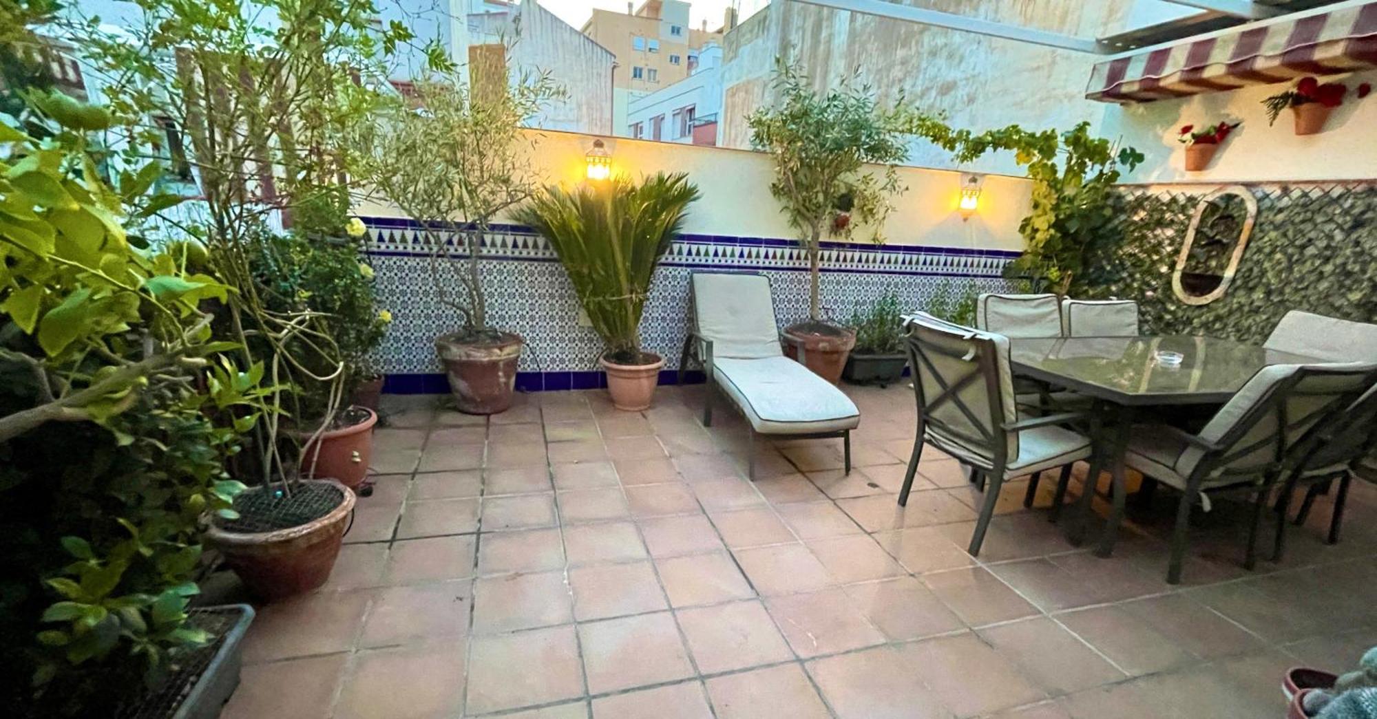 Maravilloso Apartamento Centrico De 70M2, Jardin Propio 40M2 Con Piscina Para Ninos Y Parking Opcional Málaga Esterno foto